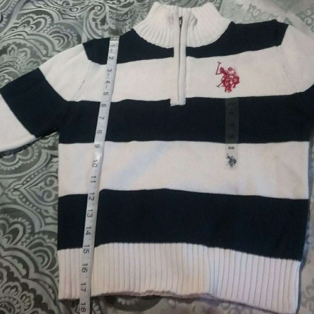 Sweatshirt - Picture 4 of 4
